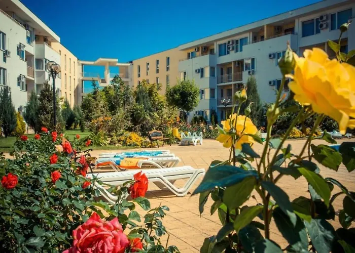 Apartamento 1-Bedroom Apartment In A Resort With 6 Pools, Top Floor, Stunning Sunset View Sunny Beach