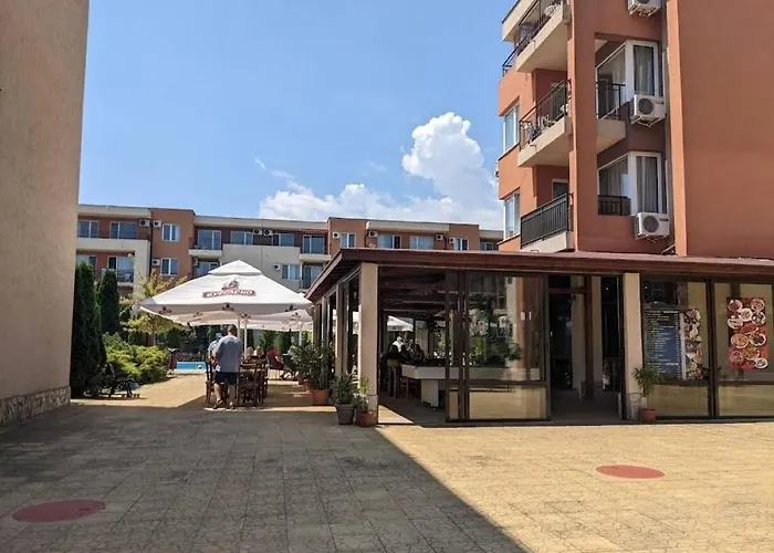 1-Bedroom Apartment In A Resort With 6 Pools, Top Floor, Stunning Sunset View Daire Sunny Beach