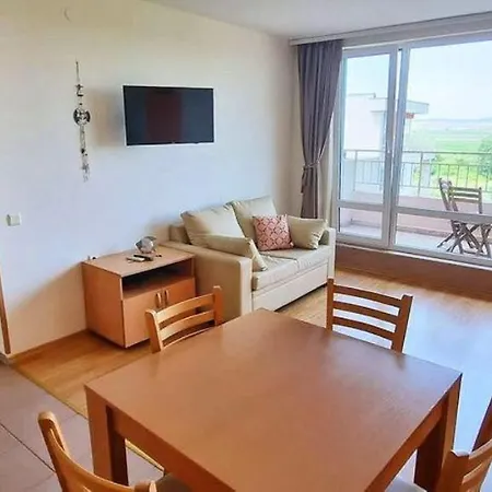 1-Bedroom Apartment In A Resort With 6 Pools, Top Floor, Stunning Sunset View * Sunny Beach