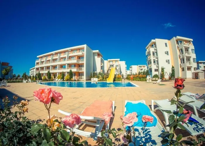1-Bedroom Apartment In A Resort With 6 Pools, Top Floor, Stunning Sunset View * Sunny Beach