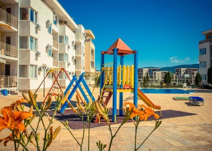 1-Bedroom Apartment In A Resort With 6 Pools, Top Floor, Stunning Sunset View * Sunny Beach